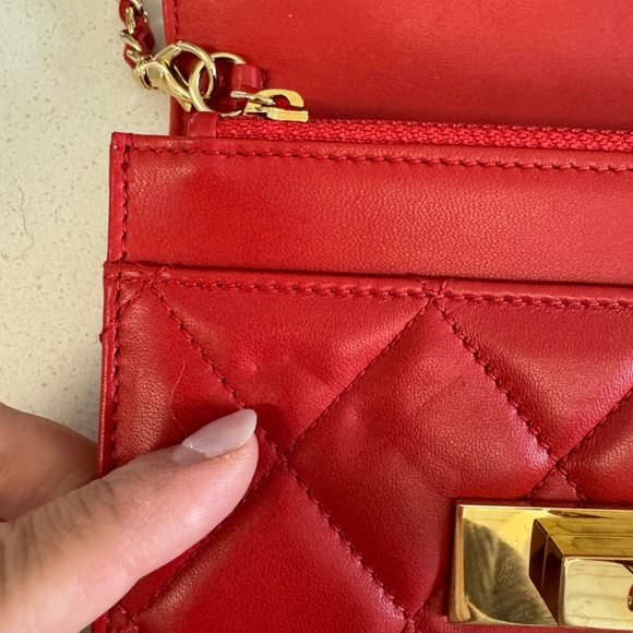 CHANEL golden class wallet on chain red lambskin with gold hardware - Picture 8 of 15